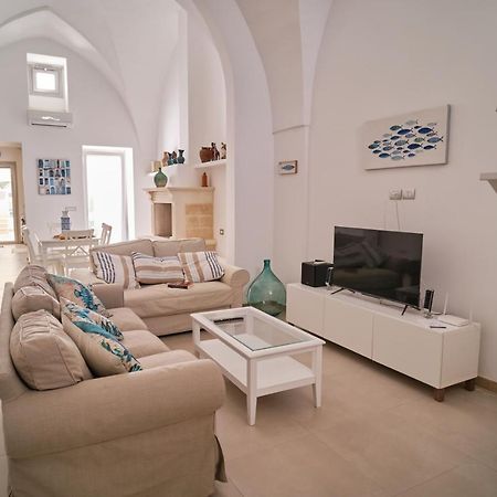 Casa Margherita - Typical Salento House カストリニャーノ・デル・カーポ エクステリア 写真