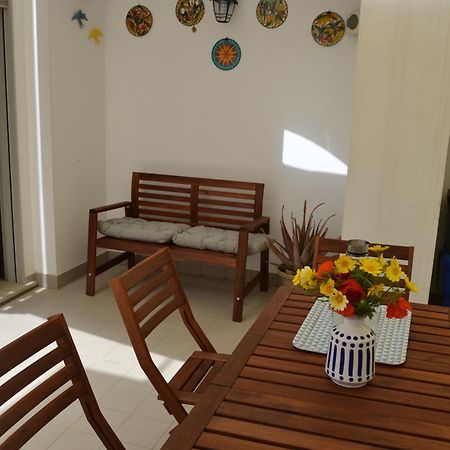 Casa Margherita - Typical Salento House カストリニャーノ・デル・カーポ エクステリア 写真