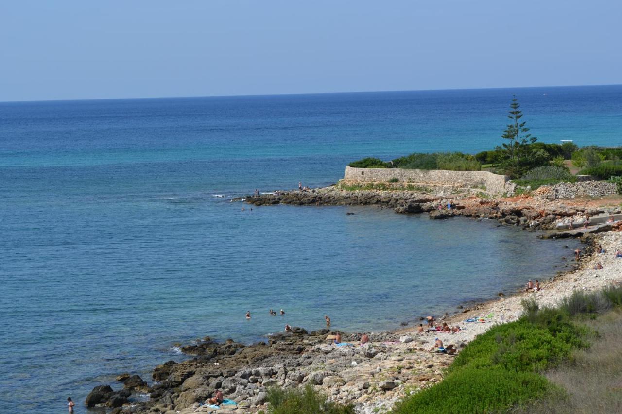 Casa Margherita - Typical Salento House カストリニャーノ・デル・カーポ エクステリア 写真