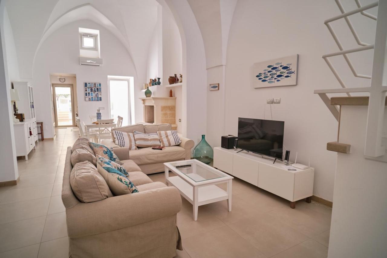 Casa Margherita - Typical Salento House カストリニャーノ・デル・カーポ エクステリア 写真