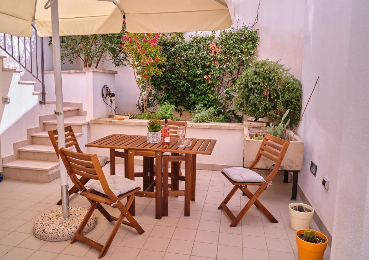 Casa Margherita - Typical Salento House カストリニャーノ・デル・カーポ エクステリア 写真